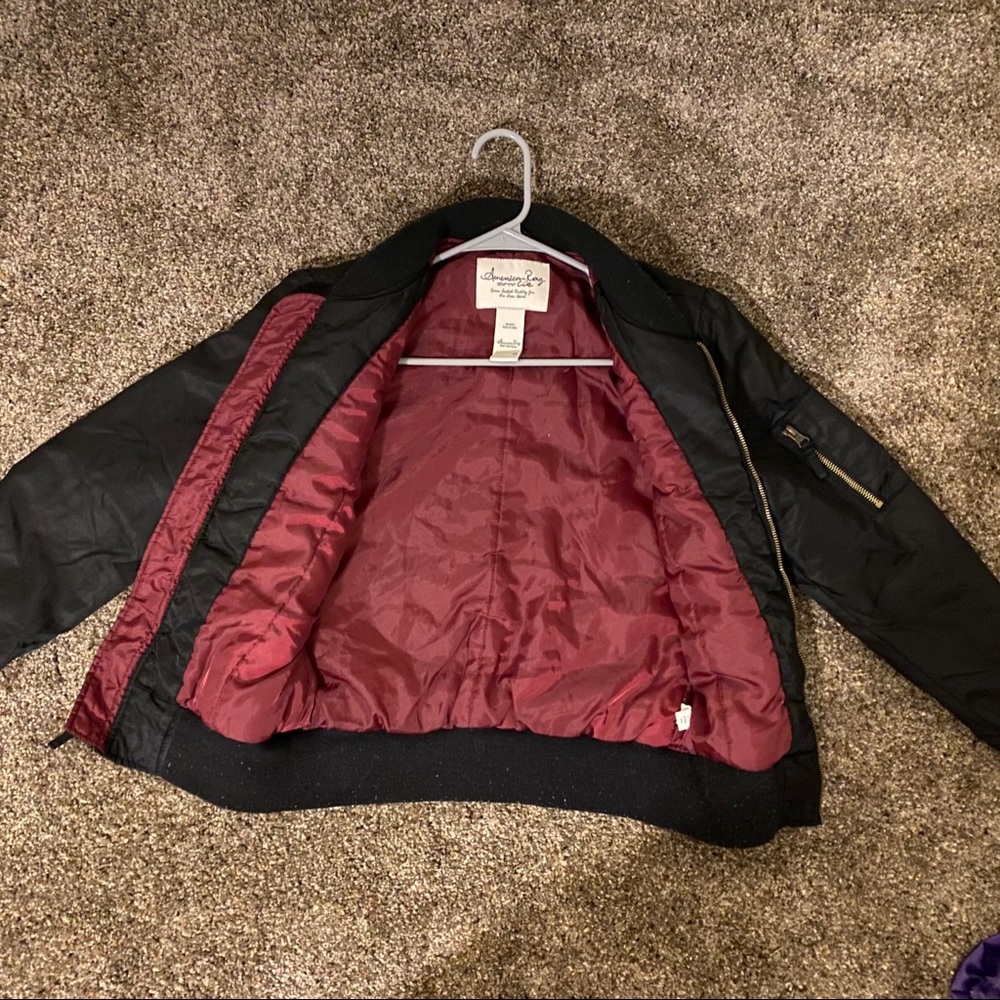 Jacket (S) - Picture 2 of 3